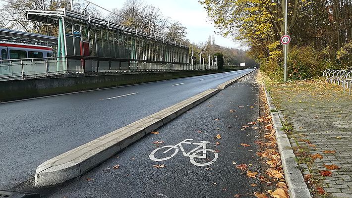 Protected Bike Lane in Bochum