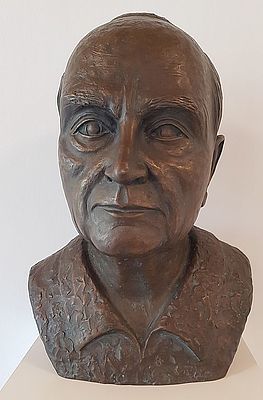 Die Entsorgung der Erich-Ferdinand-Bläse-Stiftung durch die Stadt St. Ingbert Die Entsorgung der Erich-Ferdinand-Bläse-Stiftung durch die Stadt St. Ingbert