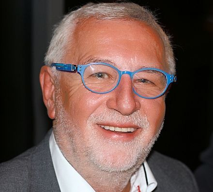 Dr. Wolfgang Oehring