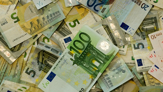 686 Millionen Euro weniger auf der niedersächsischen Schuldenuhr 686 Millionen Euro weniger auf der niedersächsischen Schuldenuhr