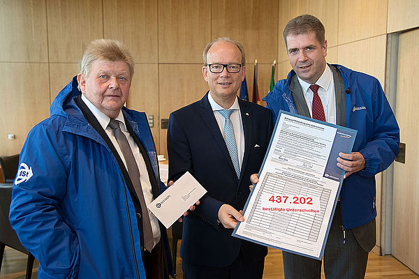 Straßenbaubeitrag parteiübergreifend abschaffen Straßenbaubeitrag parteiübergreifend abschaffen