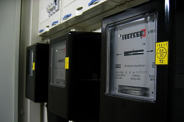 Versprechen einlösen: Energieverbraucher entlasten! Versprechen einlösen: Energieverbraucher entlasten!