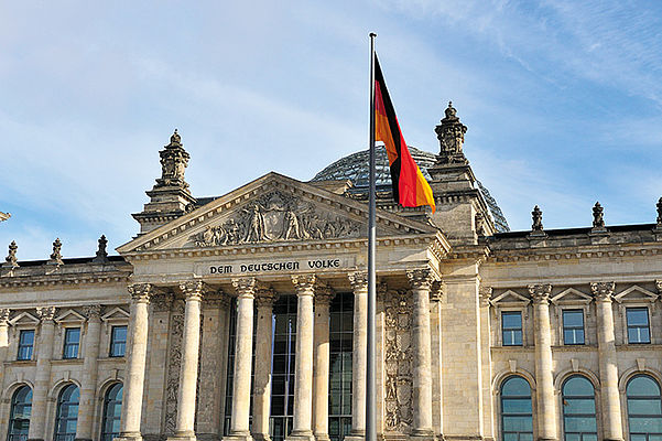 „500 Abgeordnete sind genug!“ „500 Abgeordnete sind genug!“