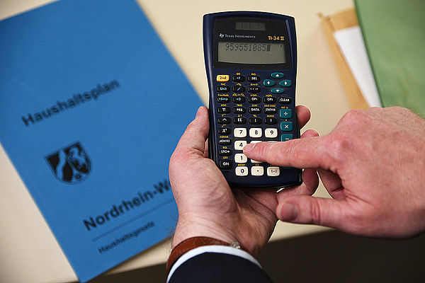 BdSt NRW fordert Aufgaben- und Ausgabenkritik BdSt NRW fordert Aufgaben- und Ausgabenkritik
