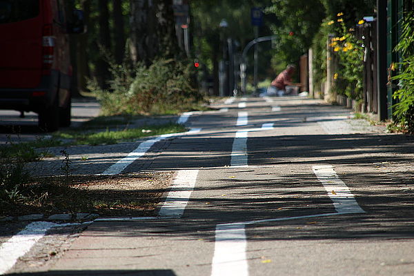 Zicke Zacke! Der Radweg, von dem ganz Deutschland spricht Zicke Zacke! Der Radweg, von dem ganz Deutschland spricht