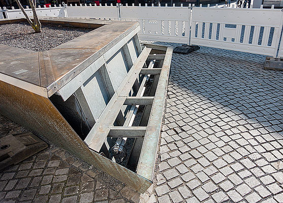 Paderborner Bänke: Erst zu heiß, dann marode