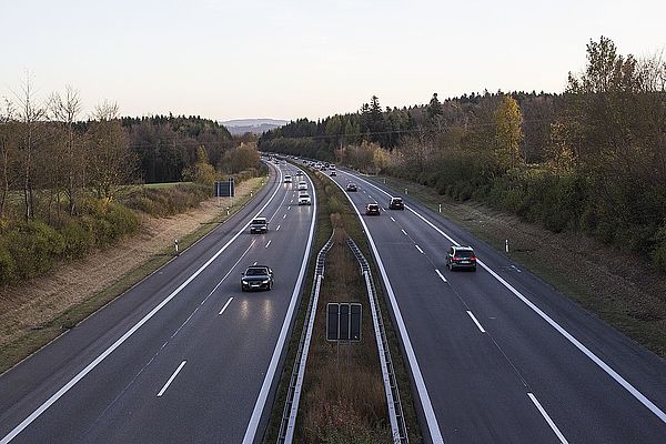 Autofahrer zahlen mehr Kfz-Steuer: Mehrbelastung trotz Klimaschutz Autofahrer zahlen mehr Kfz-Steuer: Mehrbelastung trotz Klimaschutz