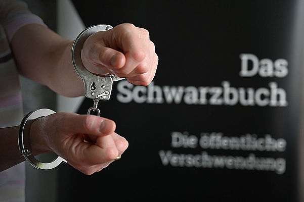 Schwarzbuch 2023/24 - alle Tatorte in NRW Schwarzbuch 2023/24 - alle Tatorte in NRW