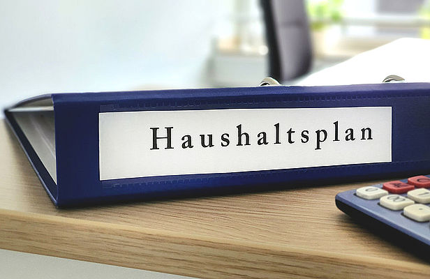 Landesregierung betreibt Etikettenschwindel mit Haushaltsplan für 2024 Landesregierung betreibt Etikettenschwindel mit Haushaltsplan für 2024