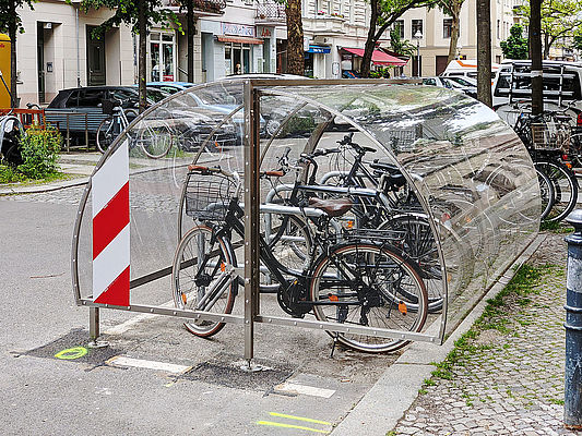Fahrradboxen am Klausenerplatz