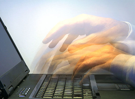 Neue Meldepflicht für Betreiber digitaler Plattformen Neue Meldepflicht für Betreiber digitaler Plattformen