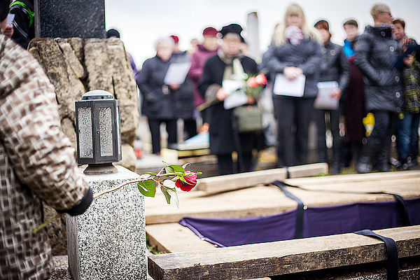 BdSt NRW vergleicht Friedhofsgebühren in NRW