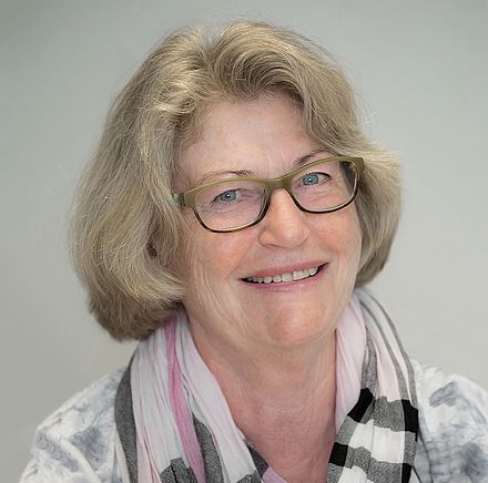 Helga Elschner