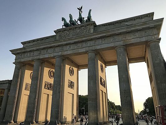 Umstrittener Hauptstadtbeauftragter hat gekündigt Umstrittener Hauptstadtbeauftragter hat gekündigt
