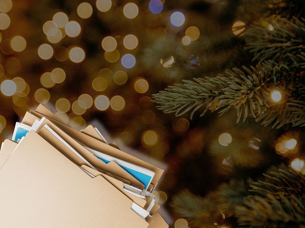 Akten Finanzamt Weihnachtsfrieden