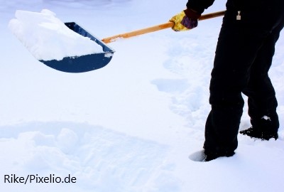 Schneeschippen von der Steuer absetzen