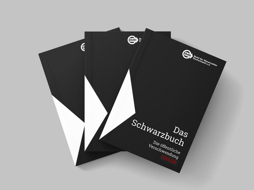 Mehrere Schwarzbücher der Auflage 2025/26